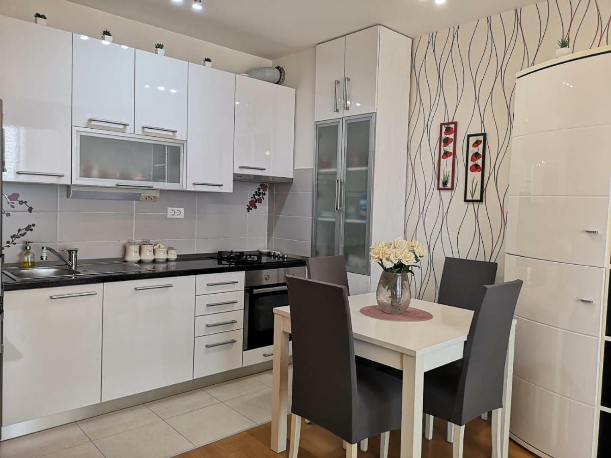 Apartment Ines 2 Split Bagian luar foto